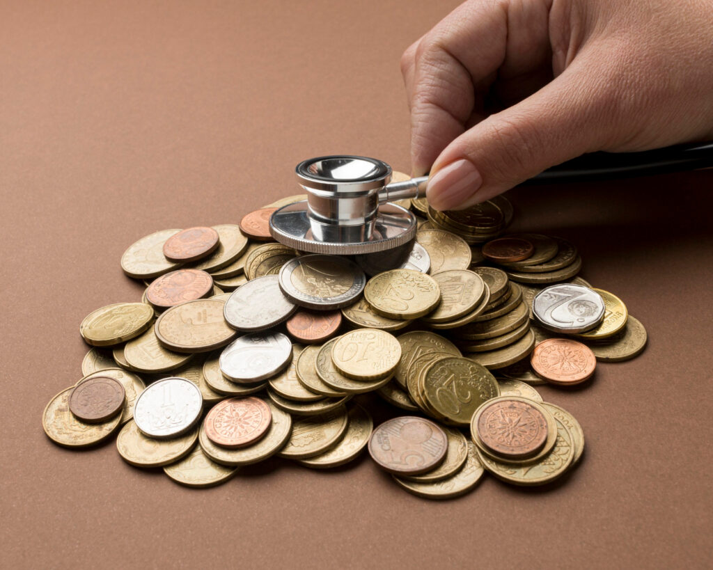 How to Save Money on Health Insurance Premiums